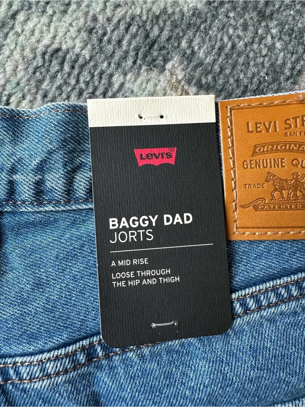 Levi’s Baggy Dad Jort NWT